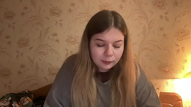 Crave Elise online show from 30, 10, 2025