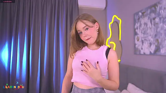 lorapalmerry online show from 1, 12, 2025