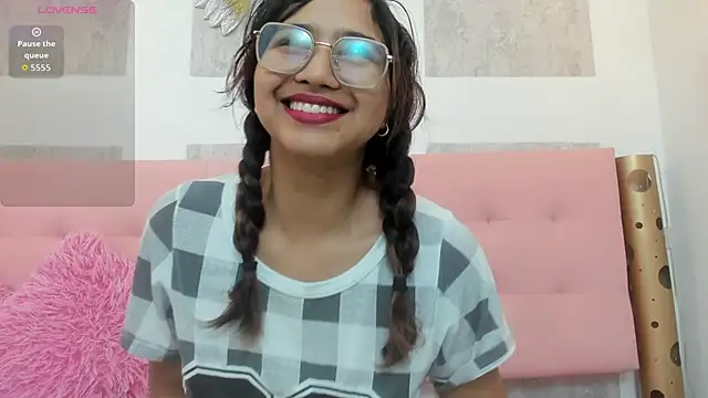 Snapshot of SamanthaFox_8 chatting on 9, 10, 2025 SamanthaFox 8 online show from 9, 10, 2025