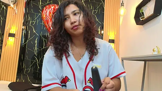 SamanthaFox 8 online show from 18, 2, 2026