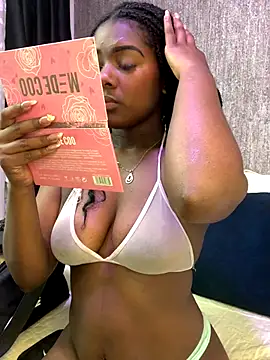 KarinaFlowers  online show from 6, 1, 2026