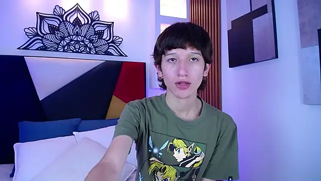 Emo Boy  online show from 21, 2, 2026