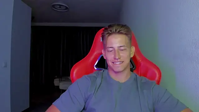 find0m master online show from 12, 11, 2025