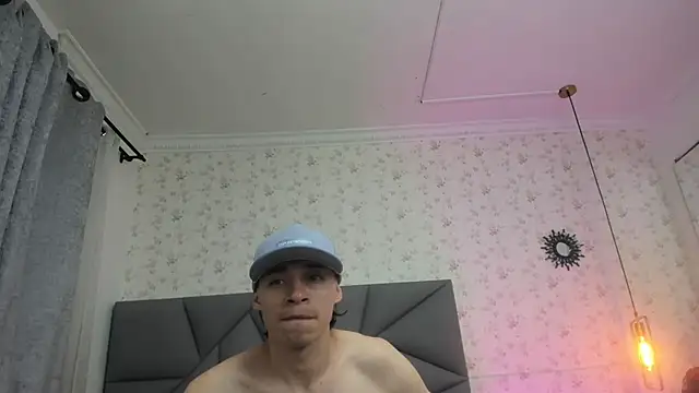 nicollandjhon online show from 7, 1, 2026