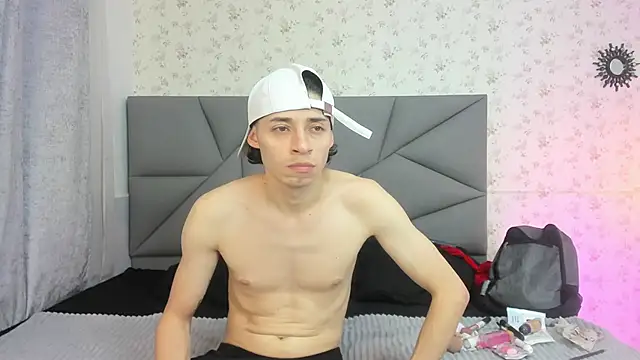 nicollandjhon online show from 14, 1, 2026