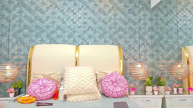  NinaFox  online show from 11, 11, 2025