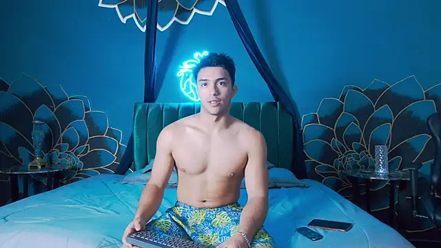 Snapshot of Stefano_Calle chatting on 6, 11, 2025 Stefano Calle online show from 6, 11, 2025