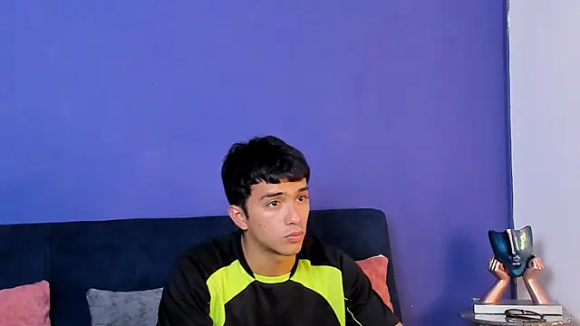 Snapshot of Stefano_Calle chatting on 1, 12, 2025 Stefano Calle online show from 1, 12, 2025