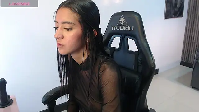 Snapshot of Dahyan_ch chatting on 25, 11, 2025 Dahyan ch online show from 25, 11, 2025