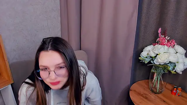 JenaeNosal online show from 13, 10, 2025