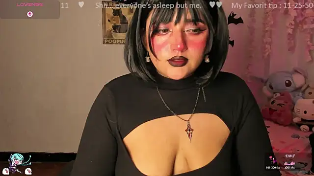 Snapshot of Emilycollei chatting on 22, 10, 2025 Emilycollei online show from 22, 10, 2025