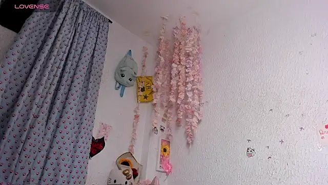 Emilycollei online show from 18, 7, 2026