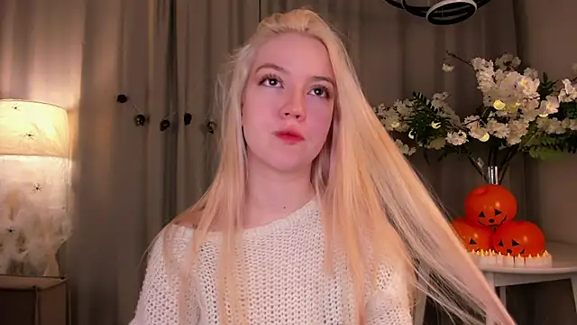 TinaStevenson online show from 31, 10, 2025