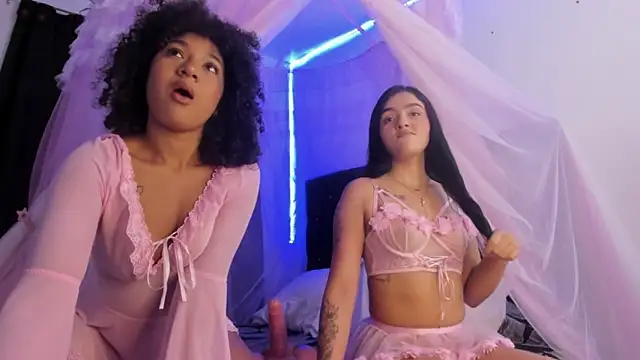 Snapshot of ailen_aria chatting on 12, 10, 2025 ailen aria online show from 12, 10, 2025