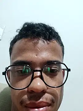 Snapshot of biell_lima chatting on 21, 10, 2025 biell lima online show from 21, 10, 2025