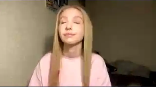 Olivia Somevel online show from 8, 10, 2025