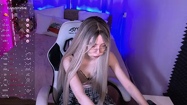 Snapshot of sofiisun chatting on 6, 1, 2026 sofiisun online show from 6, 1, 2026