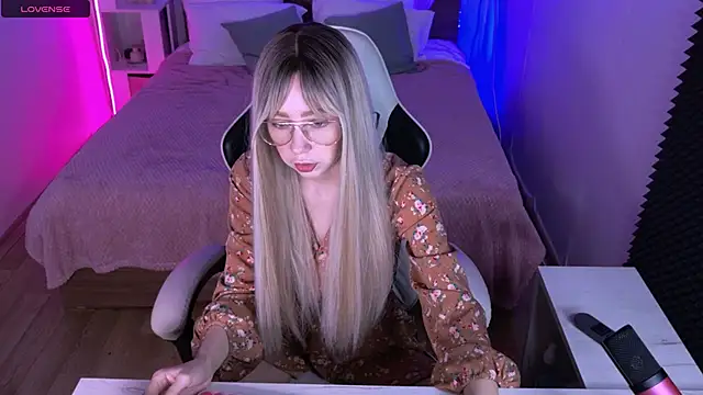 sofiisun online show from 15, 10, 2025