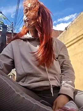 Snapshot of SweetBriana chatting on 28, 11, 2025 SweetBriana online show from 28, 11, 2025