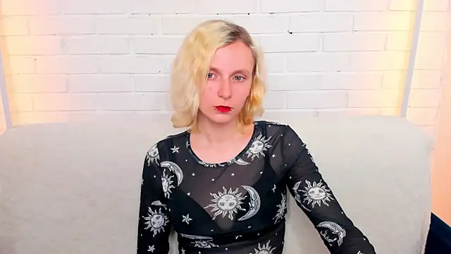 LikiLips online show from 7, 5, 2026