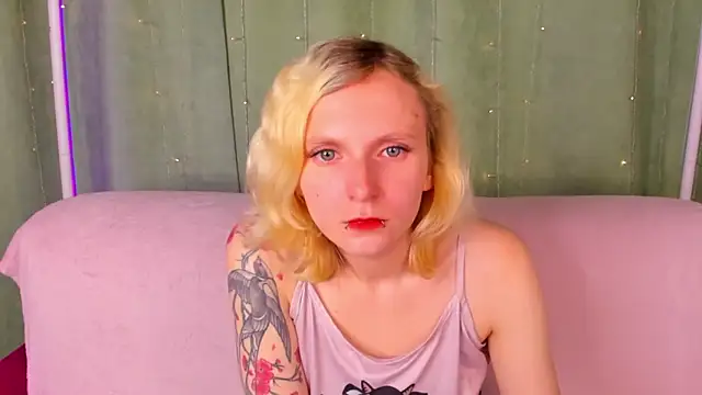 LikiLips online show from 19, 6, 2026