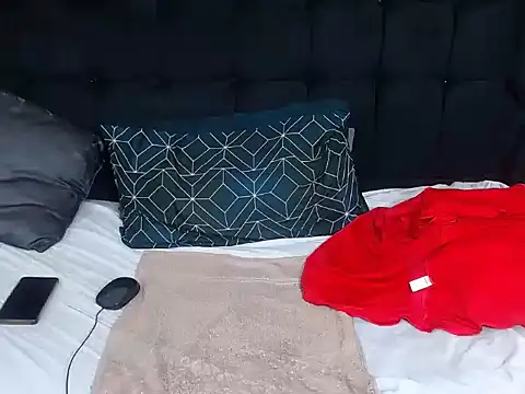 CaramelBootty online show from 12, 11, 2025