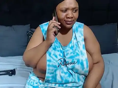 CaramelBootty online show from 26, 11, 2025