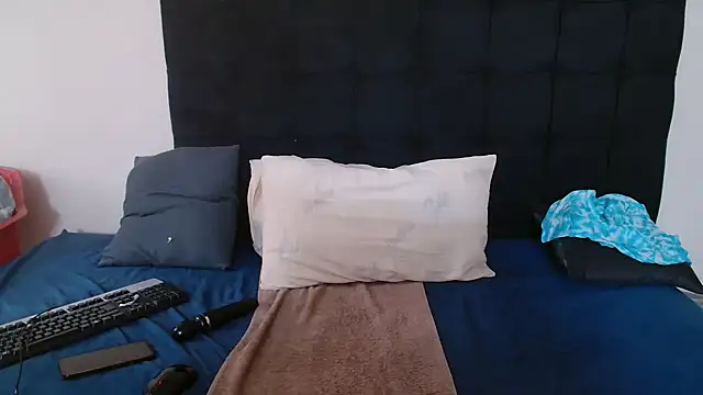 CaramelBootty online show from 10, 2, 2026