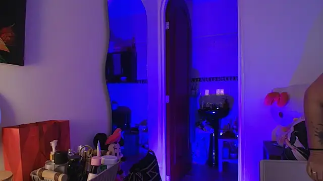 Rosee smith  online show from 8, 11, 2025