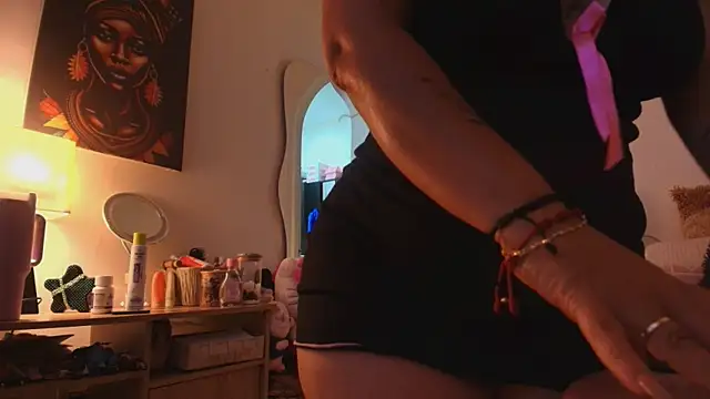 Rosee smith  online show from 25, 2, 2026