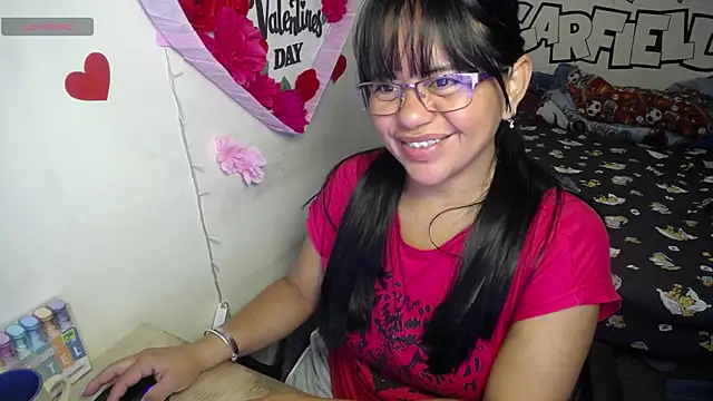 Snapshot of Miss__kendra_ chatting on 15, 5, 2026 Miss kendra online show from 15, 5, 2026