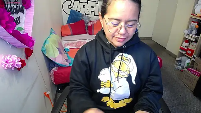 Miss  kendra  online show from 12, 2, 2026