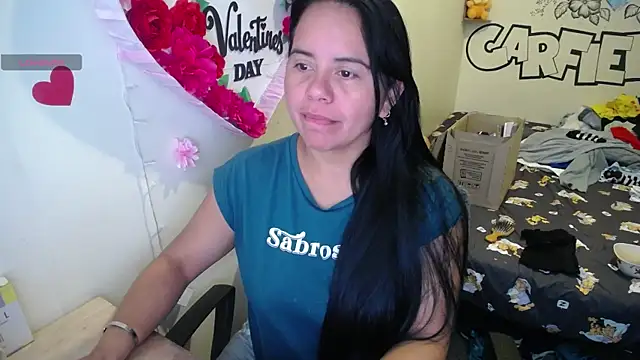 Snapshot of Miss__kendra_ chatting on 4, 7, 2026 Miss kendra online show from 4, 7, 2026