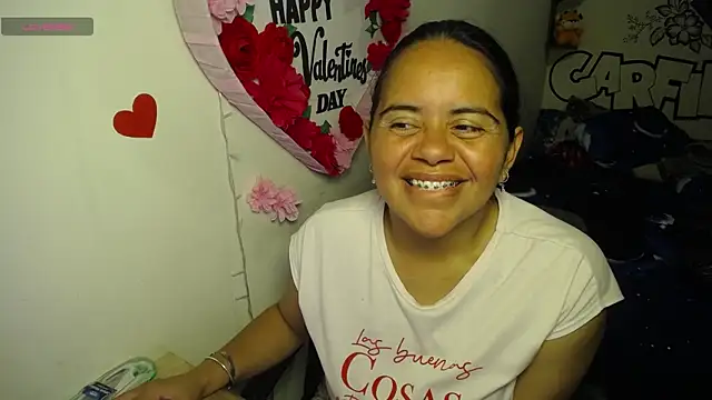 Snapshot of Miss__kendra_ chatting on 24, 4, 2026 Miss kendra online show from 24, 4, 2026