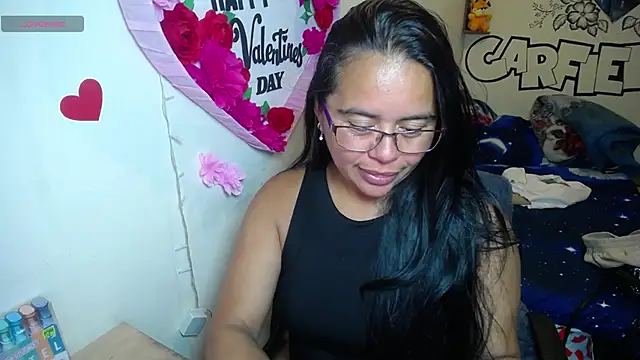 Snapshot of Miss__kendra_ chatting on 10, 5, 2026 Miss kendra online show from 10, 5, 2026