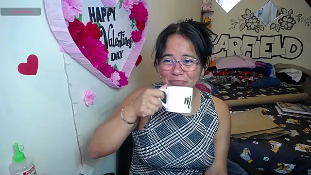 Snapshot of Miss__kendra_ chatting on 6, 6, 2026 Miss kendra online show from 6, 6, 2026