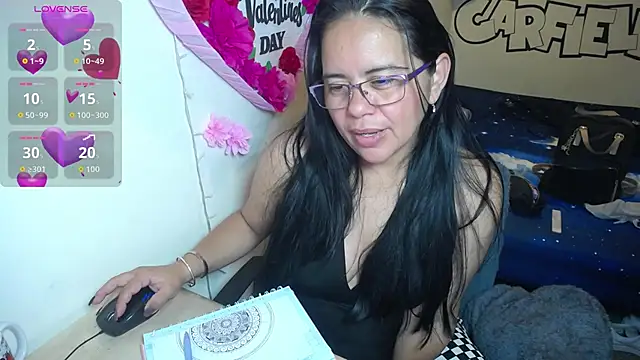 Miss  kendra  online show from 2, 4, 2026