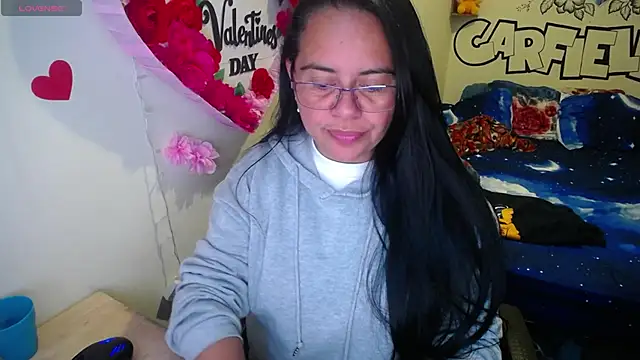 Miss  kendra  online show from 14, 4, 2026