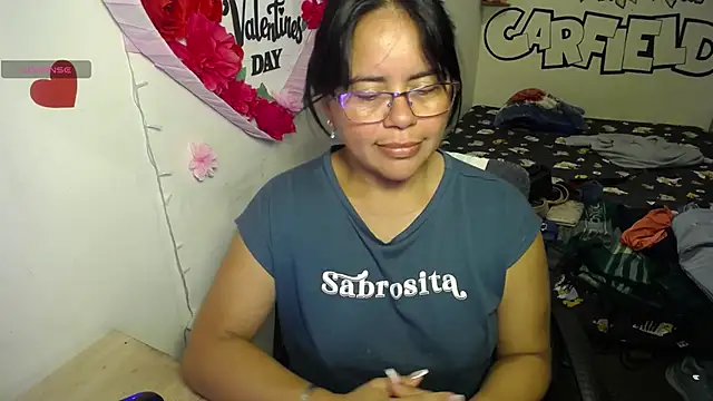 Snapshot of Miss__kendra_ chatting on 22, 6, 2026 Miss kendra online show from 22, 6, 2026