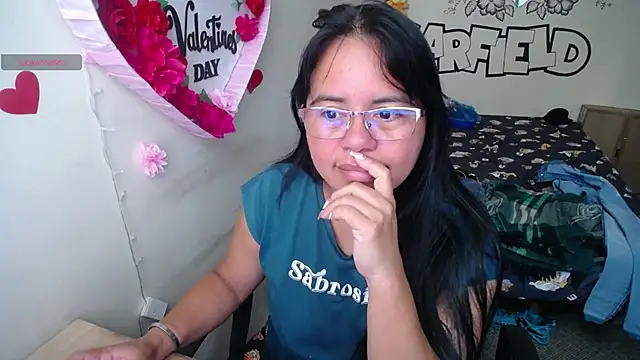 Snapshot of Miss__kendra_ chatting on 21, 6, 2026 Miss kendra online show from 21, 6, 2026