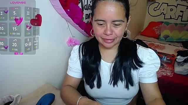 Miss  kendra  online show from 8, 3, 2026