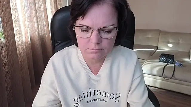 Snapshot of Aurora_Skyy chatting on 8, 10, 2025 Aurora Skyy online show from 8, 10, 2025