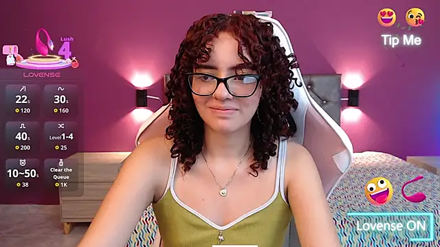 Dulcee Gaby online show from 5, 4, 2026