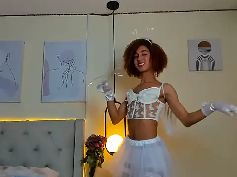 Chloe Celeste online show from 1, 11, 2025