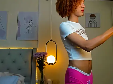 Chloe Celeste online show from 4, 11, 2025