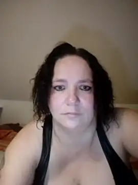 Michelle Livia online show from 21, 10, 2025