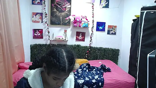 thianahorny online show from 29, 4, 2026