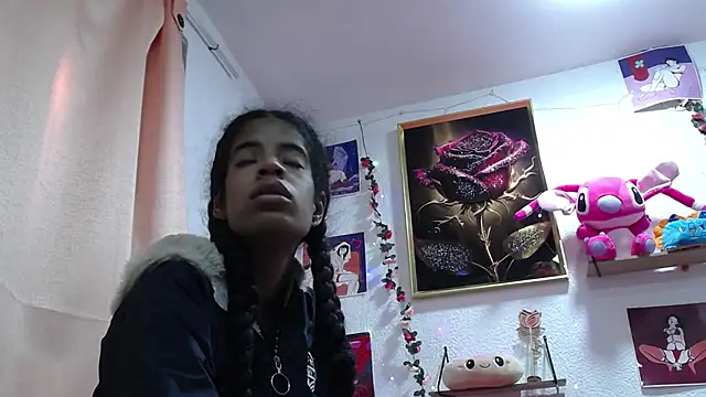thianahorny online show from 28, 4, 2026