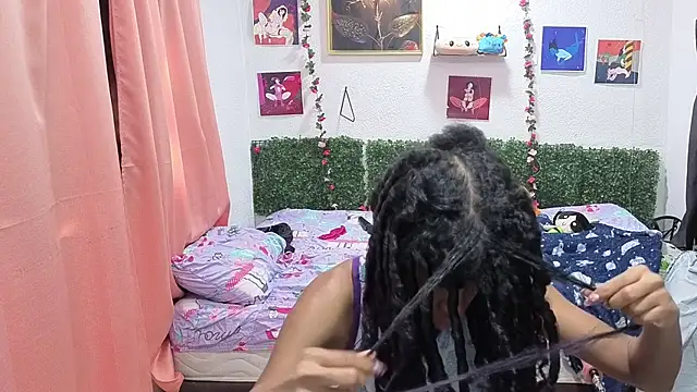 Snapshot of thianahorny chatting on 9, 7, 2026 thianahorny online show from 9, 7, 2026