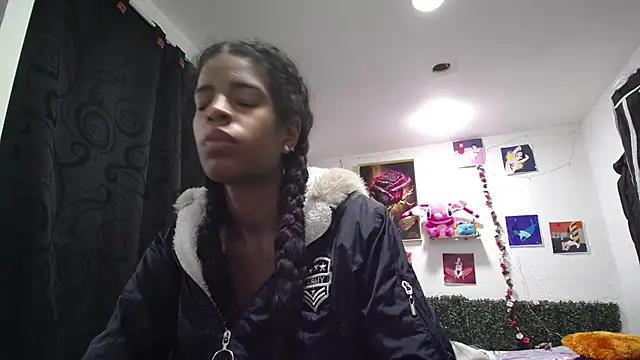 thianahorny online show from 14, 4, 2026